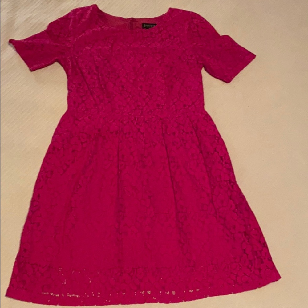 Fushia lace dress. 💛 bundle 3 for $12!!!
